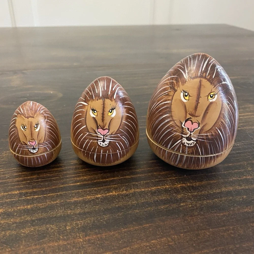 Vintage Lion Nesting Dolls 3pc Wooden Folk Art Hand‎ painted 3.5